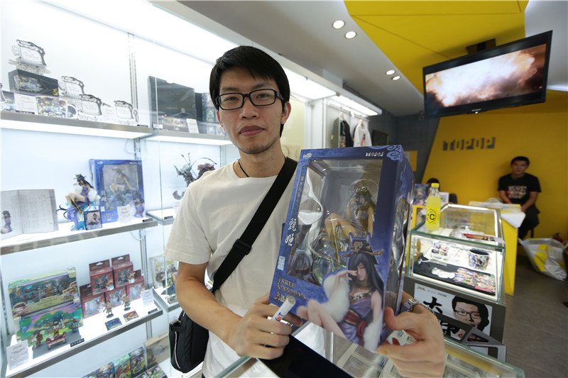 《三国杀》甄姬手办大神签售会北京站成功举办